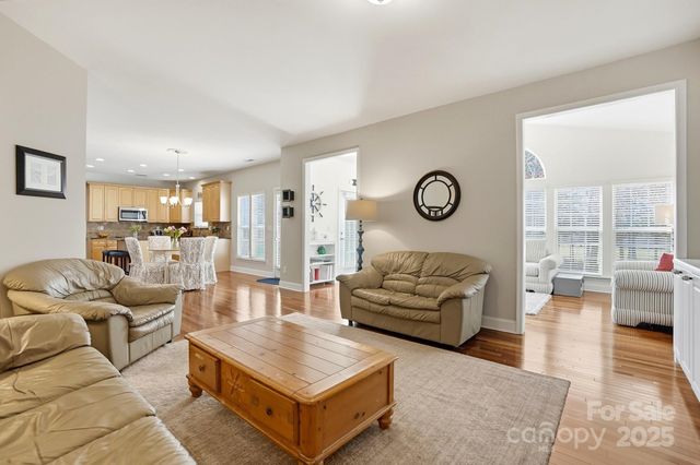 6525 Heath Glen Drive, Mint Hill, NC 28227