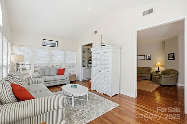 6525 Heath Glen Drive, Mint Hill, NC 28227