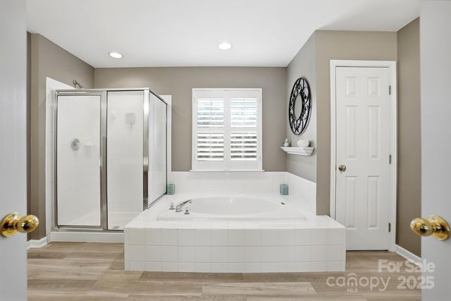 6525 Heath Glen Drive, Mint Hill, NC 28227