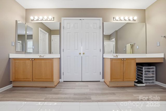 6525 Heath Glen Drive, Mint Hill, NC 28227