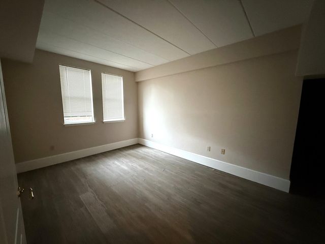 34 Sumner Ave 208, Springfield, MA 01108