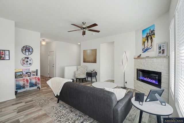 18117 Ogden Street, Omaha, NE 68022