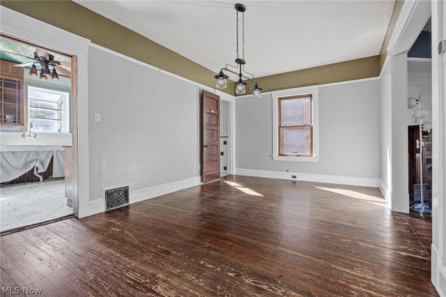 4209 Woodbine Avenue, Cleveland, OH 44113