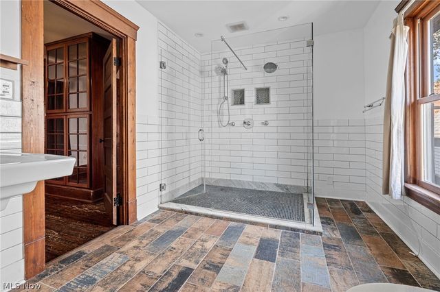 4209 Woodbine Avenue, Cleveland, OH 44113