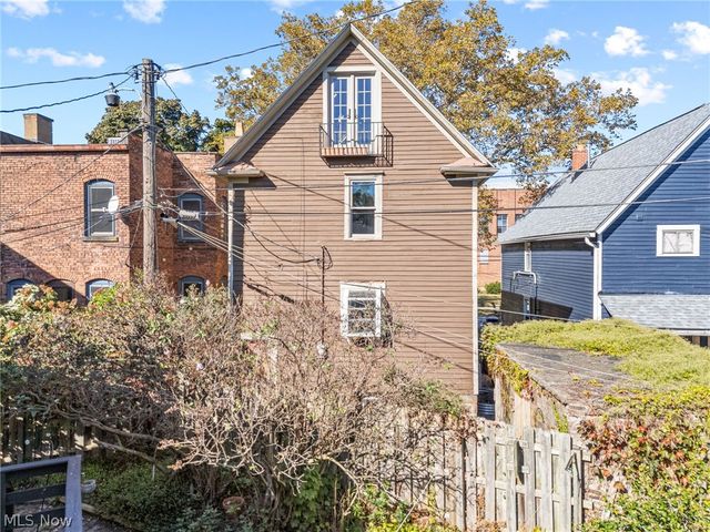 4209 Woodbine Avenue, Cleveland, OH 44113