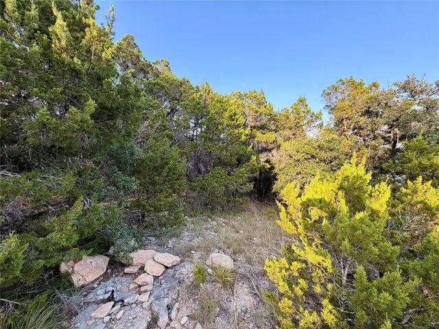 7805 Dakota CIR, Lago Vista, TX 78645
