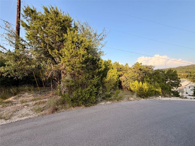 7805 Dakota CIR, Lago Vista, TX 78645