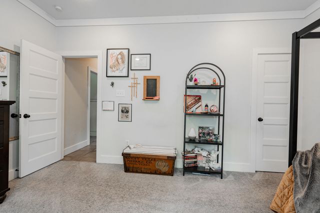 853 County Road 2215, Decatur, TX 76234