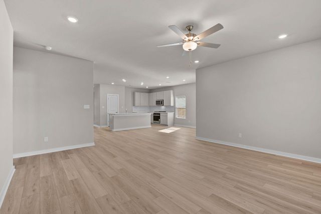 2462 N Heritage Drive, Dayton, TX 77535