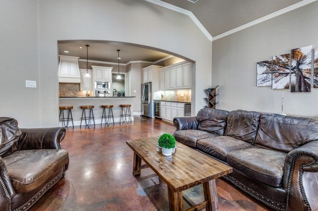 4353 Crestwood Court, Grapevine, TX 76051