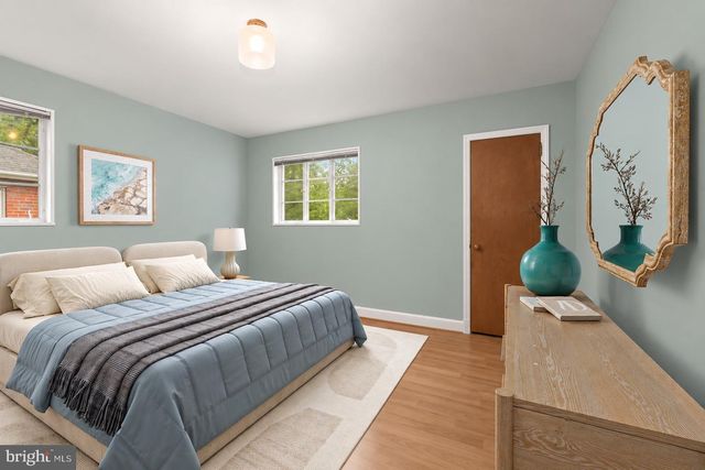 6603 WELLS PKWY, University Park, MD 20782