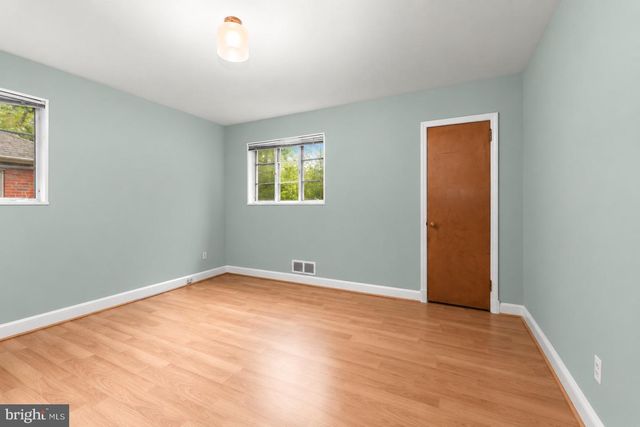 6603 WELLS PKWY, University Park, MD 20782