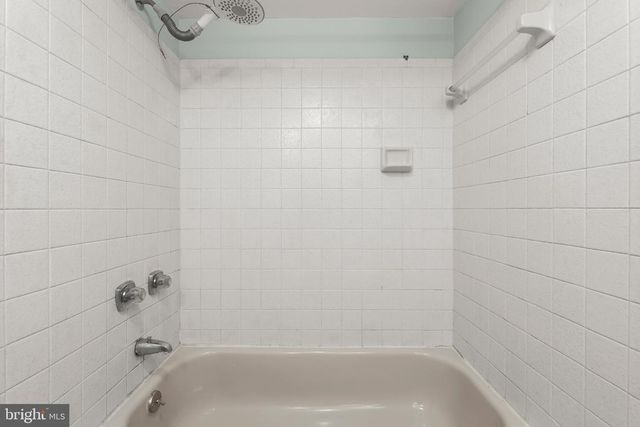 6603 WELLS PKWY, University Park, MD 20782