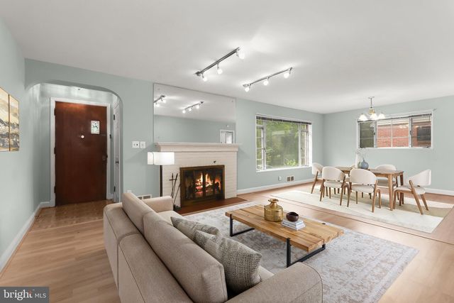 6603 WELLS PKWY, University Park, MD 20782