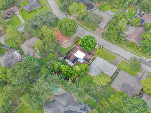 8117 Mcavoy Drive, Houston, TX 77074