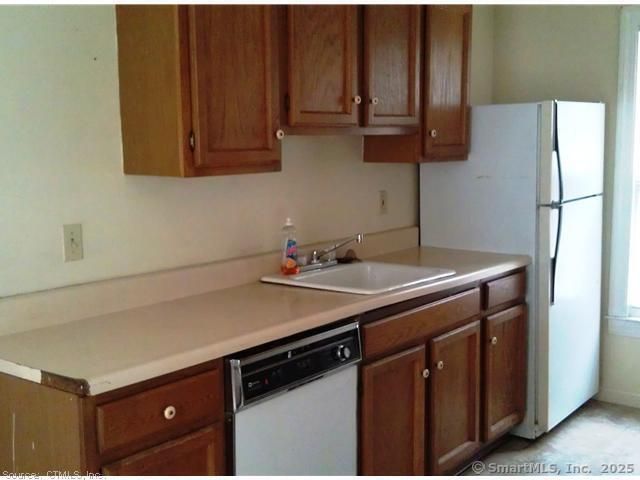 37 Garvan Street, East Hartford, CT 06108