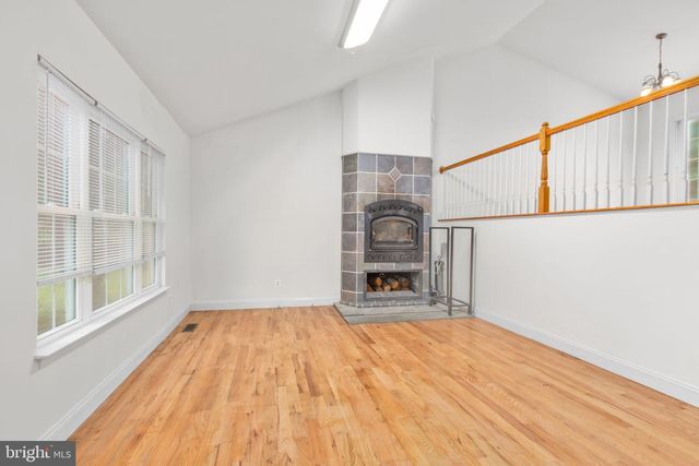 53 BLOOMINGTON LN, Stafford, VA 22554