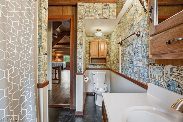 1068 Evening Star Drive, Roaming Shores, OH 44085