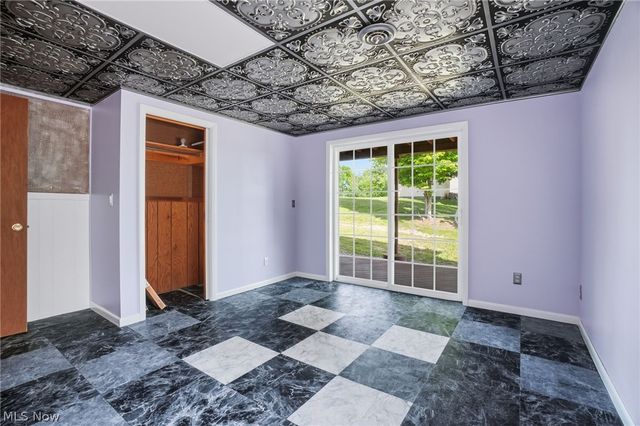 1068 Evening Star Drive, Roaming Shores, OH 44085