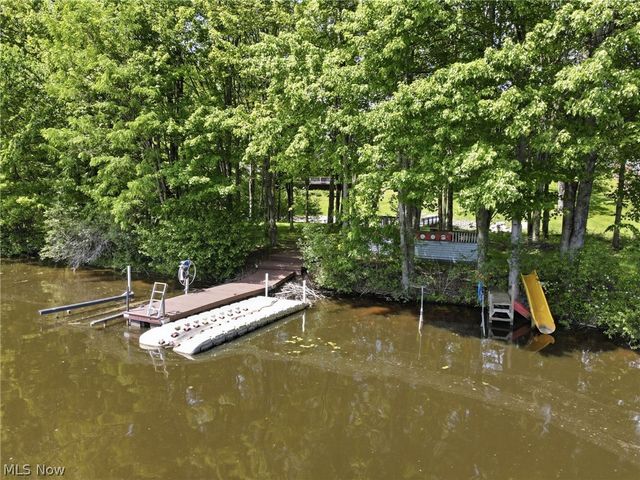 1068 Evening Star Drive, Roaming Shores, OH 44085