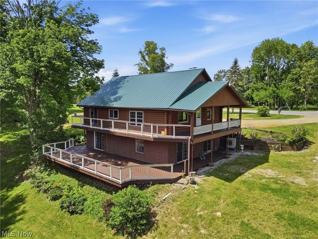 1068 Evening Star Drive, Roaming Shores, OH 44085