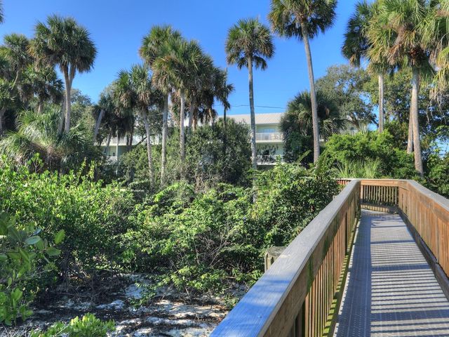 13570 Westport Drive 105, Sebastian, FL 32958