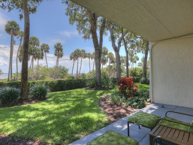 13570 Westport Drive 105, Sebastian, FL 32958