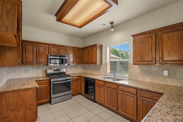 4922 Moss Run Drive, Missouri City, TX 77459