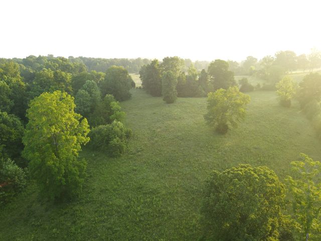 7 Shiloh Canaan Road, Palmyra, TN 37142