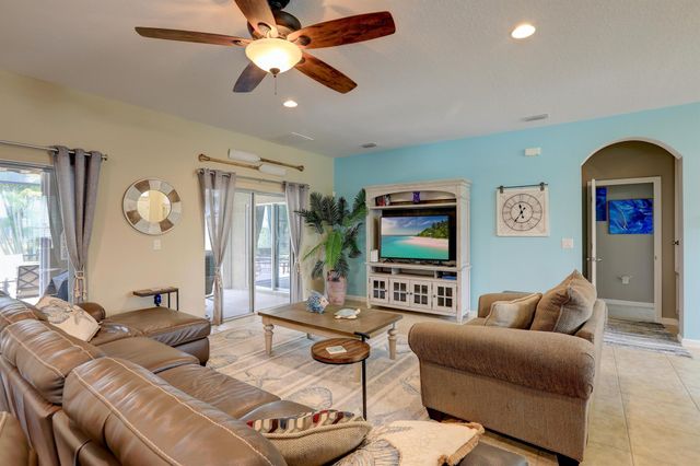 337 Sebastian Crossings Boulevard, Sebastian, FL 32958