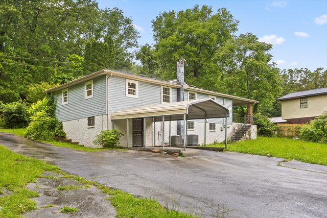 3000 Mary Walker Place, Chattanooga, TN 37411