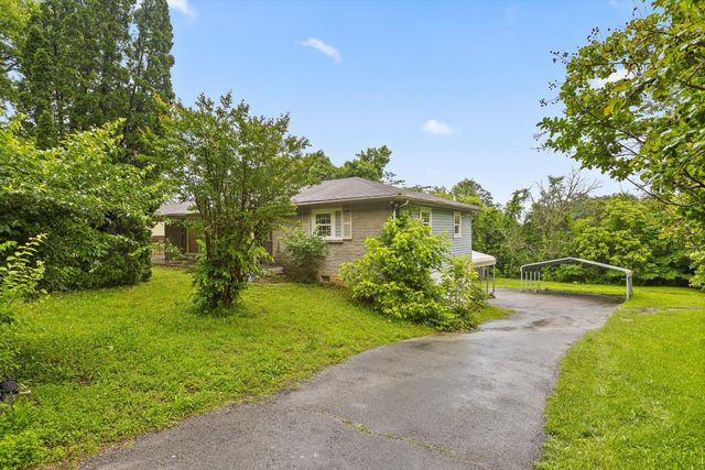 3000 Mary Walker Place, Chattanooga, TN 37411