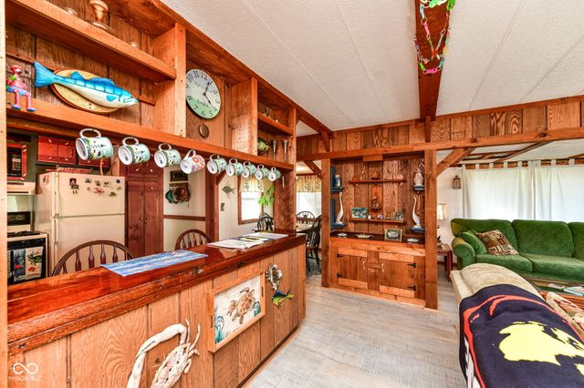 37 Blue Water Drive, Cicero, IN 46034