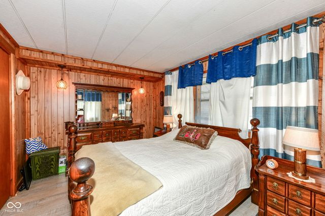 37 Blue Water Drive, Cicero, IN 46034