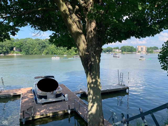 37 Blue Water Drive, Cicero, IN 46034