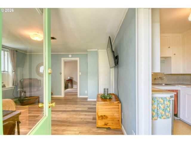 402 Nw 7TH St, Pendleton, OR 97801