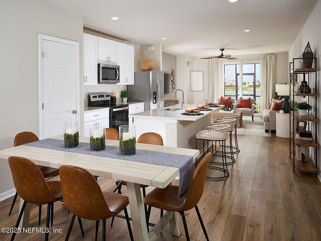 12 DILLY Court, Palm Coast, FL 32164