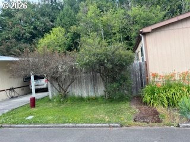 17957 COUNTRY VILLAGE Dr 380, Oregon City, OR 97045