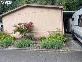 17957 COUNTRY VILLAGE Dr 380, Oregon City, OR 97045