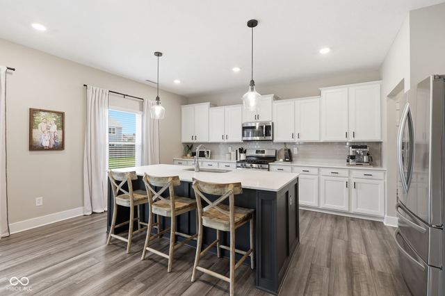 21521 Gisborne Drive, Noblesville, IN 46062