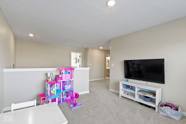 21521 Gisborne Drive, Noblesville, IN 46062