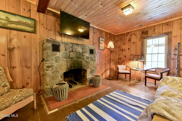 746 Howe Road, Lake Luzerne, NY 12846