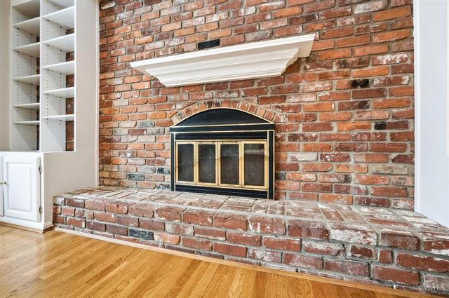 8363 Shadowpoint Court, Montgomery, OH 45242