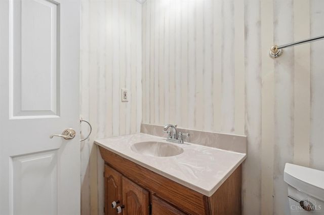 8363 Shadowpoint Court, Montgomery, OH 45242