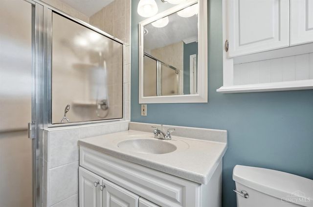 8363 Shadowpoint Court, Montgomery, OH 45242