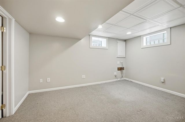 8363 Shadowpoint Court, Montgomery, OH 45242