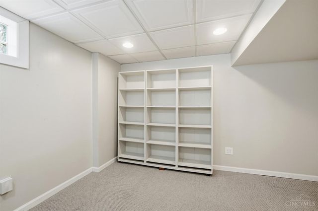 8363 Shadowpoint Court, Montgomery, OH 45242