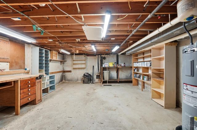 8363 Shadowpoint Court, Montgomery, OH 45242