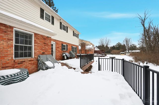 8363 Shadowpoint Court, Montgomery, OH 45242