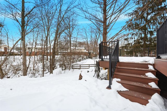 8363 Shadowpoint Court, Montgomery, OH 45242